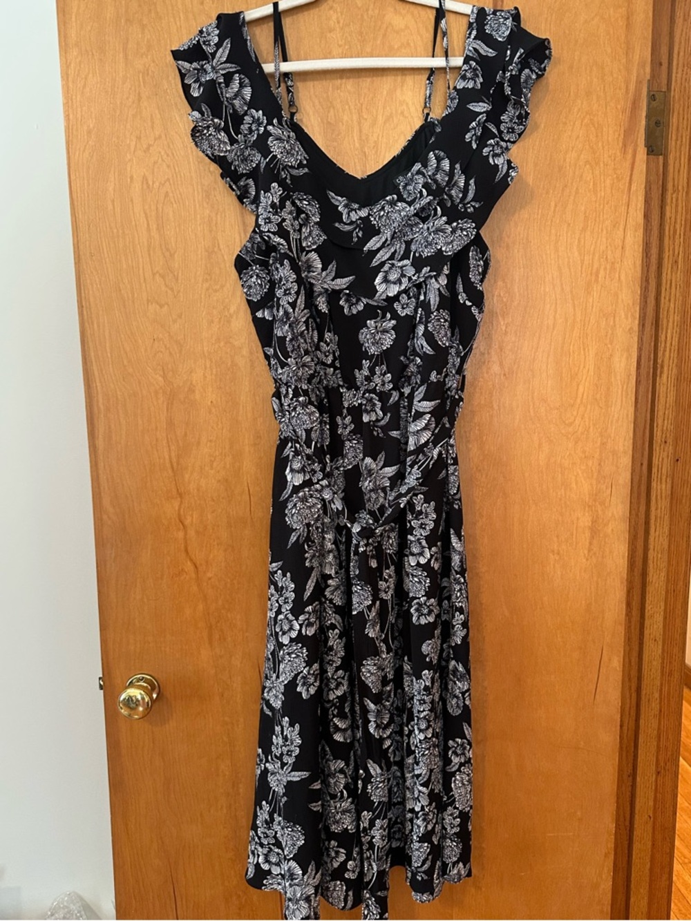 City Chic Black Floral Ruffle Midi Dress